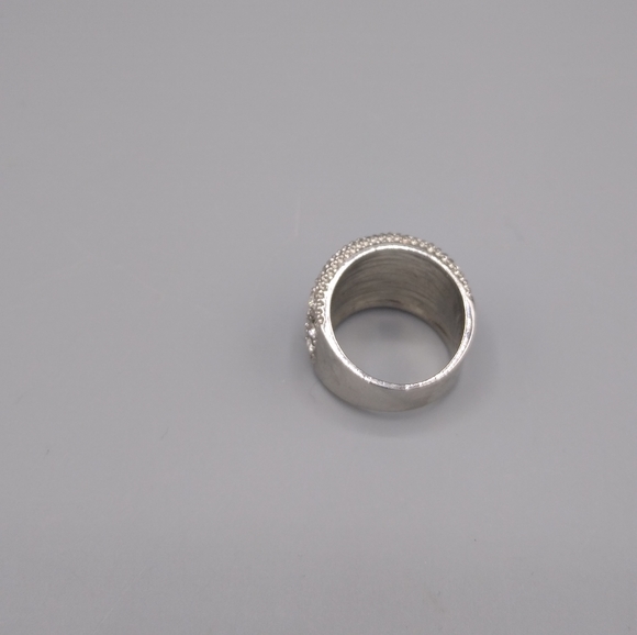 Silver Rhinestone Milgrain Textured Cocktail Ring - Picture 5 of 10